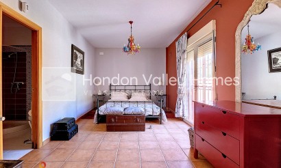 Resale - Villa - Pinoso