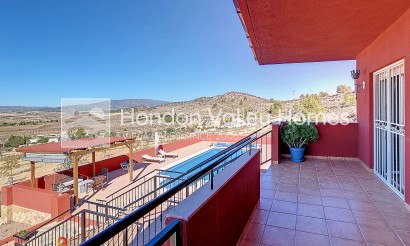 Resale - Villa - Pinoso