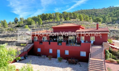 Resale - Villa - Pinoso