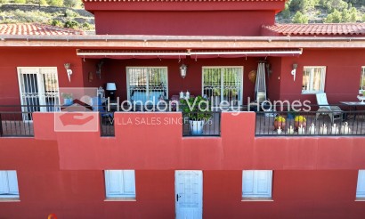 Resale - Villa - Pinoso