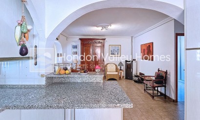 Resale - Villa - Moralet