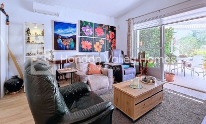Resale - Villa - Moralet