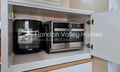 Resale - Villa - Moralet