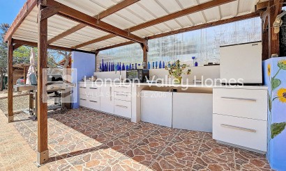 Resale - Villa - Moralet