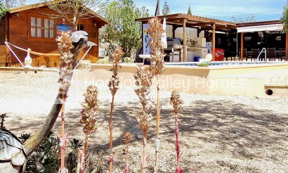 Resale - Villa - Moralet