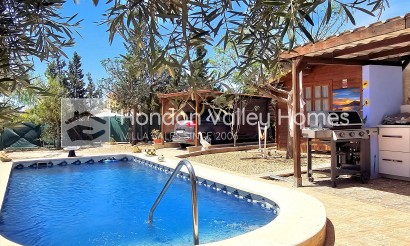 Resale - Villa - Moralet