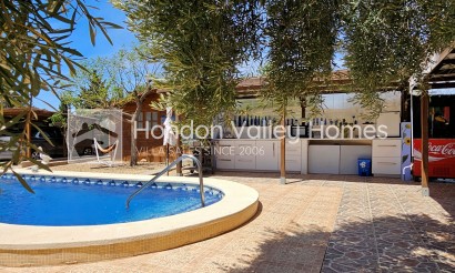 Resale - Villa - Moralet