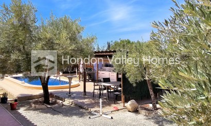 Resale - Villa - Moralet