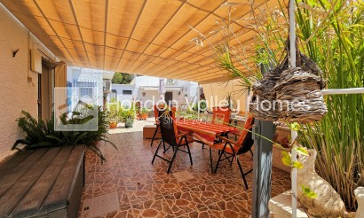 Resale - Villa - Moralet
