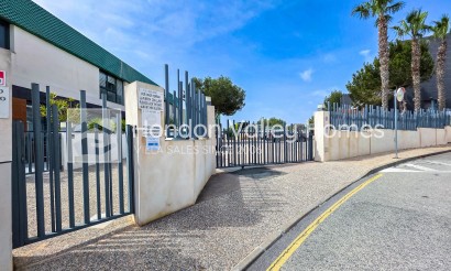 Wiederverkauf - Appartement - Orihuela Costa