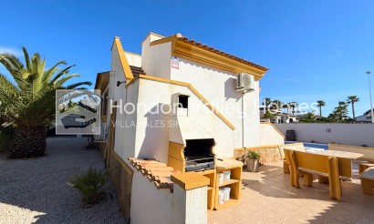 Herverkoop - Villa - Hondón de las Nieves