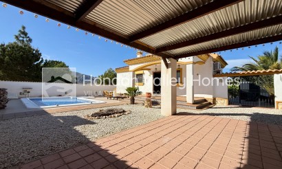 Herverkoop - Villa - Hondón de las Nieves