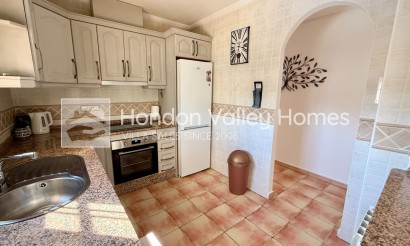 Herverkoop - Villa - Hondón de las Nieves