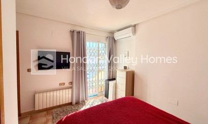 Herverkoop - Villa - Hondón de las Nieves