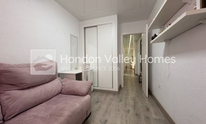Resale - Apartment - Torrevieja - Centro
