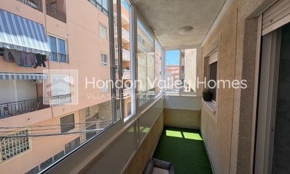 Resale - Apartment - Torrevieja - Centro
