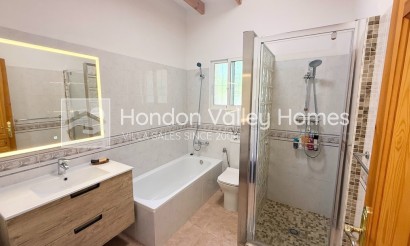 Reventa - Villa - Barbarroja