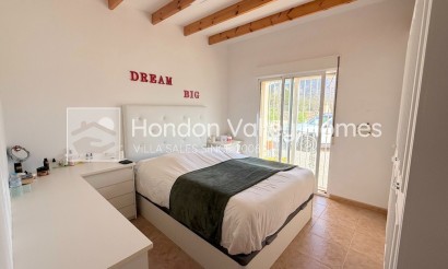 Reventa - Villa - Barbarroja