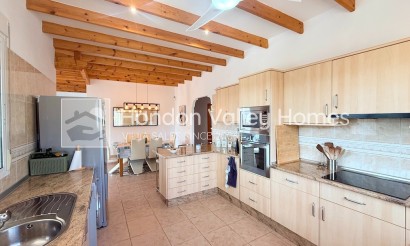 Reventa - Villa - Barbarroja