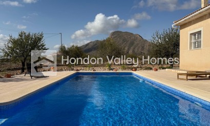 Reventa - Villa - Barbarroja