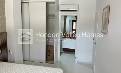 Herverkoop - A. Apartment / flat - San Miguel de Salinas