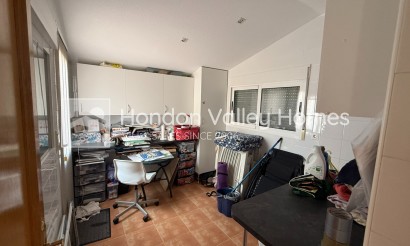 Resale - Detached Villa - Hondón de las Nieves