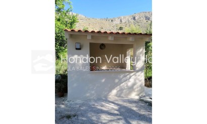 Wiederverkauf - Villa - Hondón de las Nieves