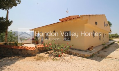 Wiederverkauf - Villa - Hondón de las Nieves