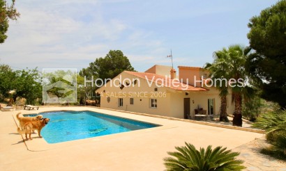 Wiederverkauf - Villa - Hondón de las Nieves
