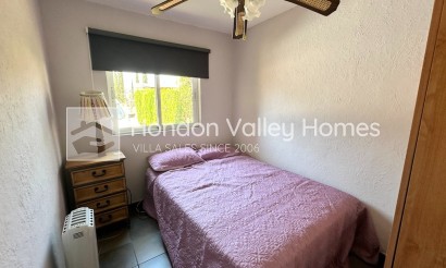 Herverkoop - Villa - Hondón de las Nieves