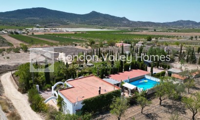 Herverkoop - Villa - Hondón de las Nieves