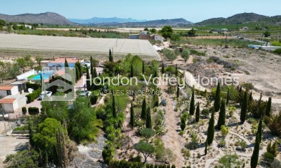 Herverkoop - Villa - Hondón de las Nieves