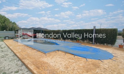 Resale - Villa - Hondón de las Nieves