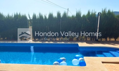 Resale - Villa - Hondón de las Nieves