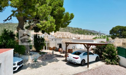 Resale - Semi - Detached Villa - La Romana