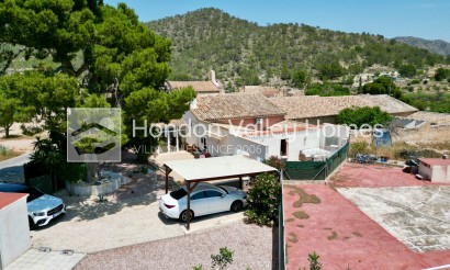 Resale - Semi - Detached Villa - La Romana