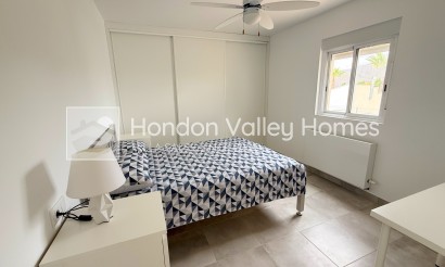 Reventa - Villa - Hondón de los Fráiles