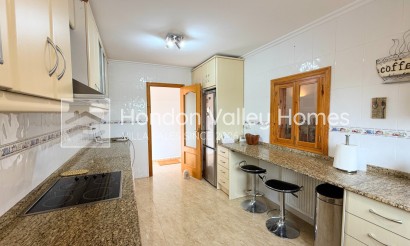 Reventa - Villa - Hondón de los Fráiles