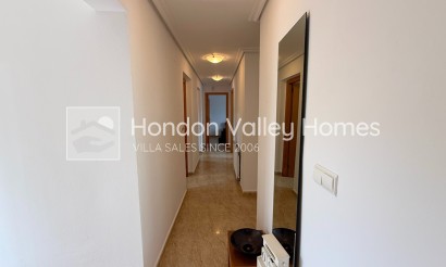 Reventa - Villa - Hondón de los Fráiles