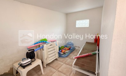 Reventa - Villa - Hondón de los Fráiles