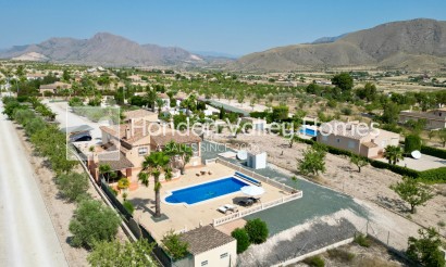 Herverkoop - Villa - Hondón de los Fráiles