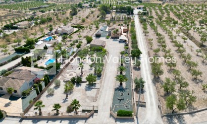 Herverkoop - Villa - Hondón de los Fráiles
