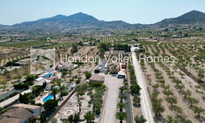 Herverkoop - Villa - Hondón de los Fráiles