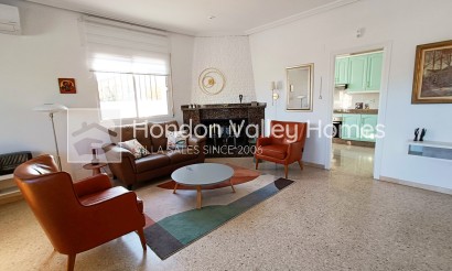 Herverkoop - Villa - Barbarroja
