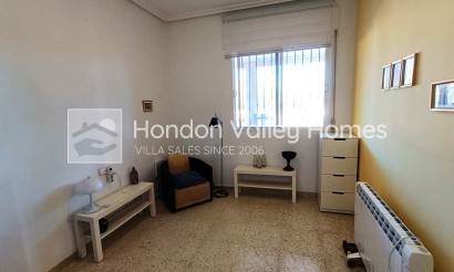 Herverkoop - Villa - Barbarroja
