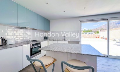 Herverkoop - 3. Semi - Detached Villa - Barbarroja