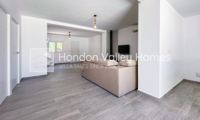 Herverkoop - 3. Semi - Detached Villa - Barbarroja