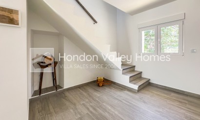 Herverkoop - 3. Semi - Detached Villa - Barbarroja