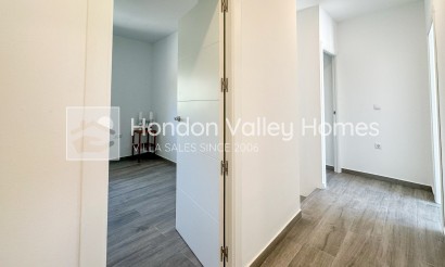 Herverkoop - 3. Semi - Detached Villa - Barbarroja