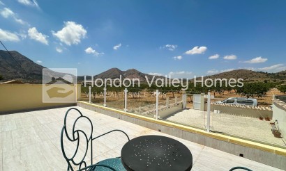 Herverkoop - 3. Semi - Detached Villa - Barbarroja
